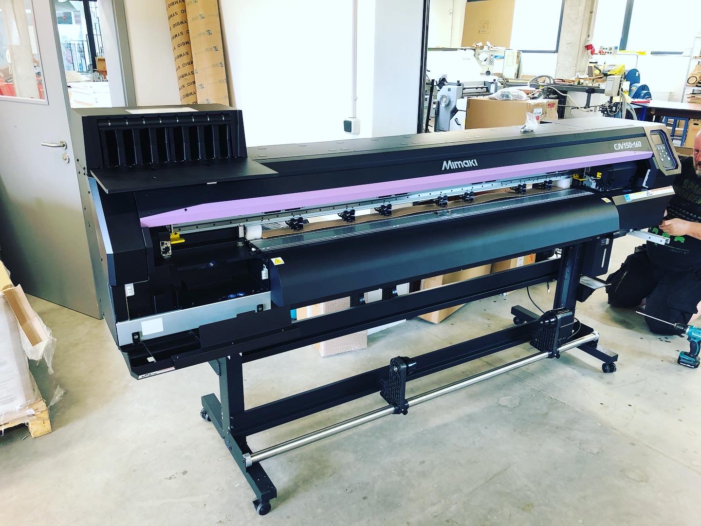 Instalace nové tiskárny Mimaki